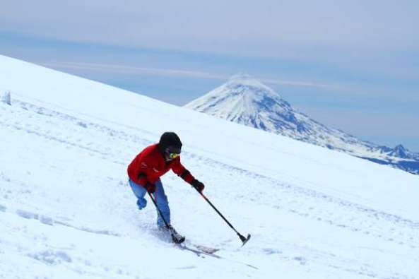 Ski sobre el Glaciar del Volcán Mocho 